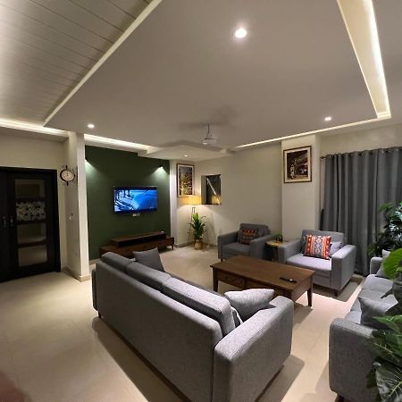 Serenity Corner 4 Bhk Islamabad Exterior photo